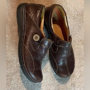 Women’s Shoes ~ Unstructured by Clark’s